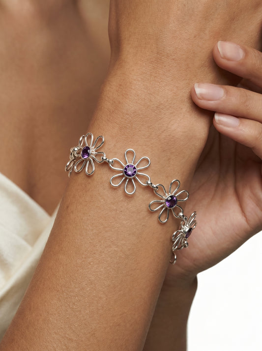 The Daisy Bracelet
